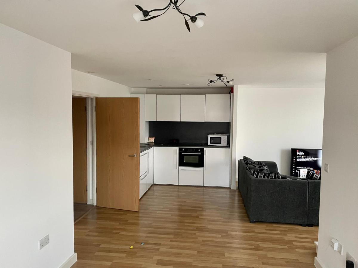 King Dems Home 达格纳姆 外观 照片